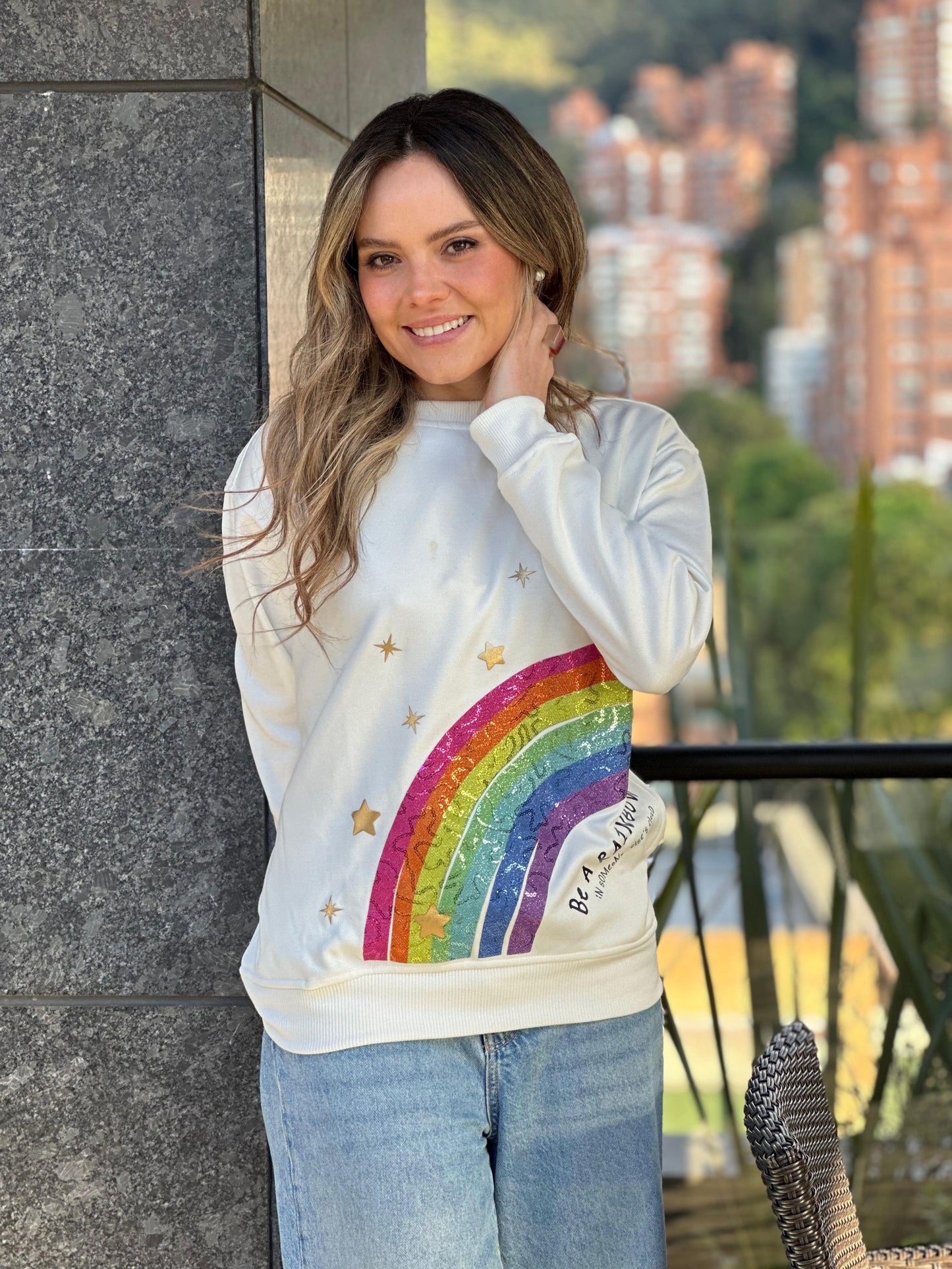 HOODIE BE A RAINBOW